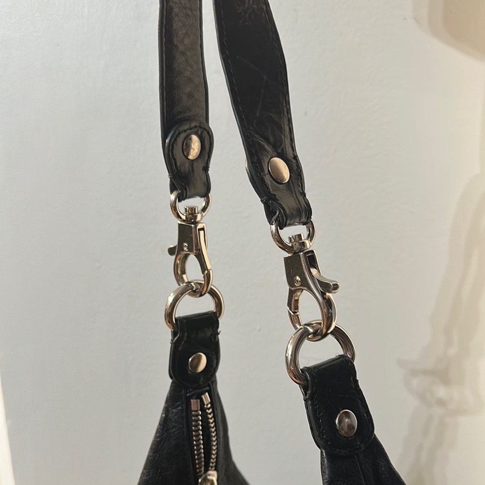 Hobo the original black Leather Shoulder Bag - Picture 4 of 9
